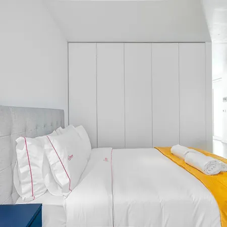 New! Modern & Chic Alfama Apartment *